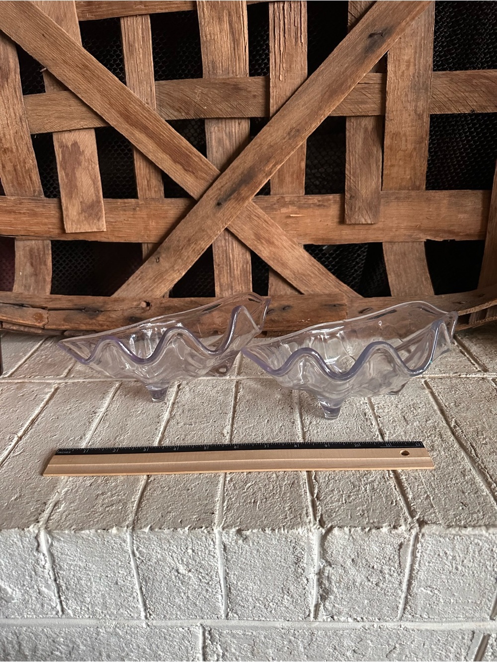 2 small Acrylic/Lucite Decorative Shell bowl /MCM